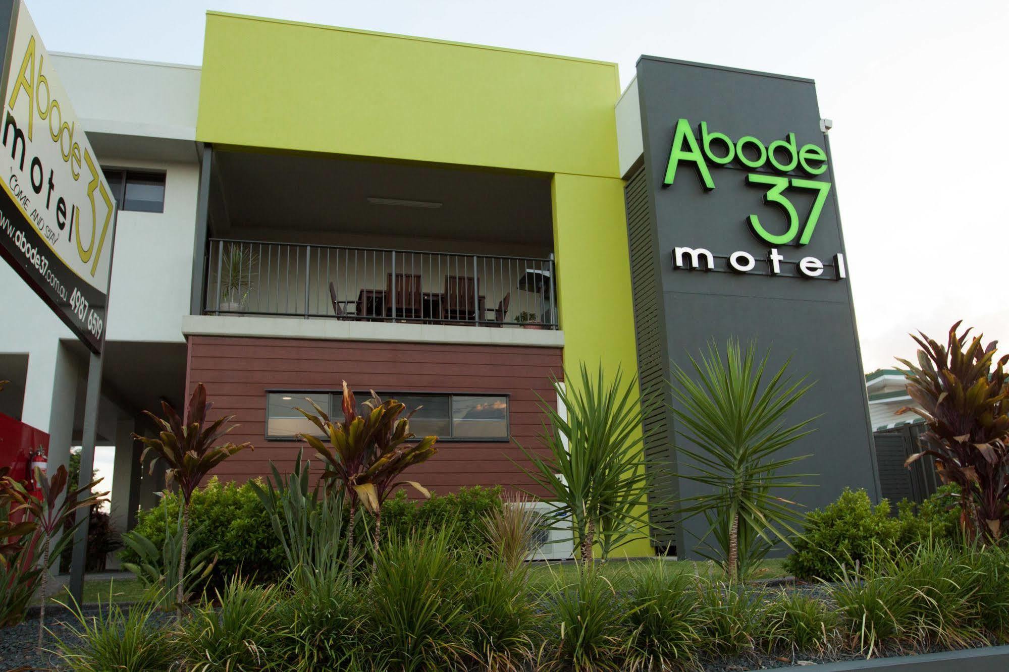 Abode37 Motel Emerald Bagian luar foto